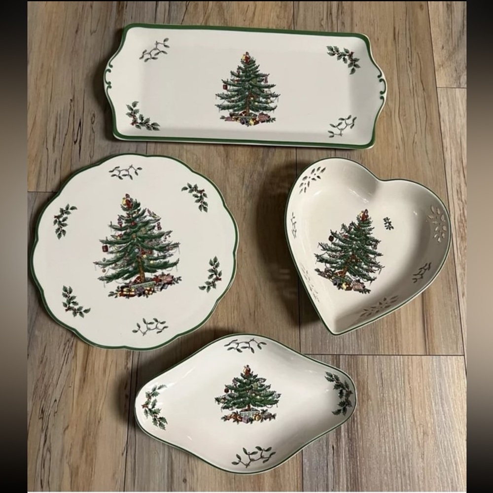 4 Piece Set - Spode -  Christmas Tree - Heart Dish - Tray - Trivet & Candy Dish